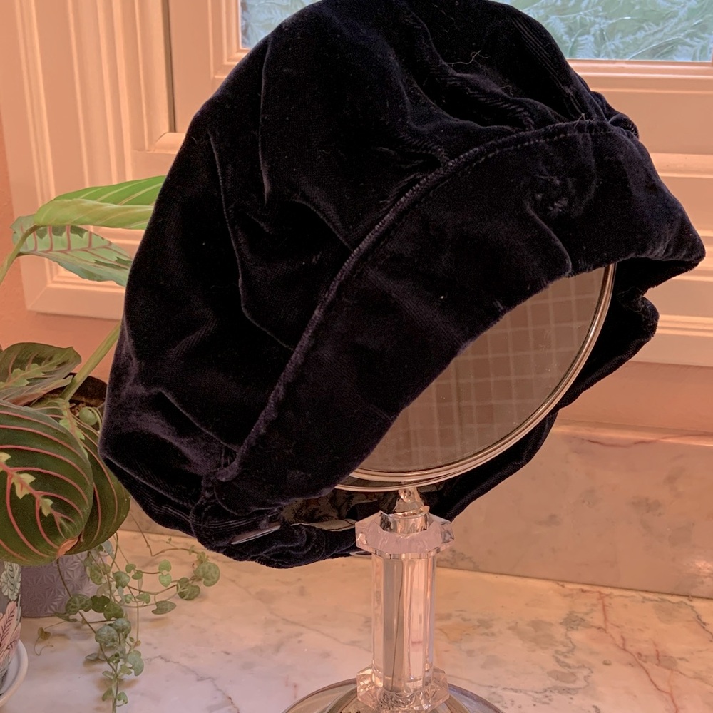 Vintage blue velvet hat